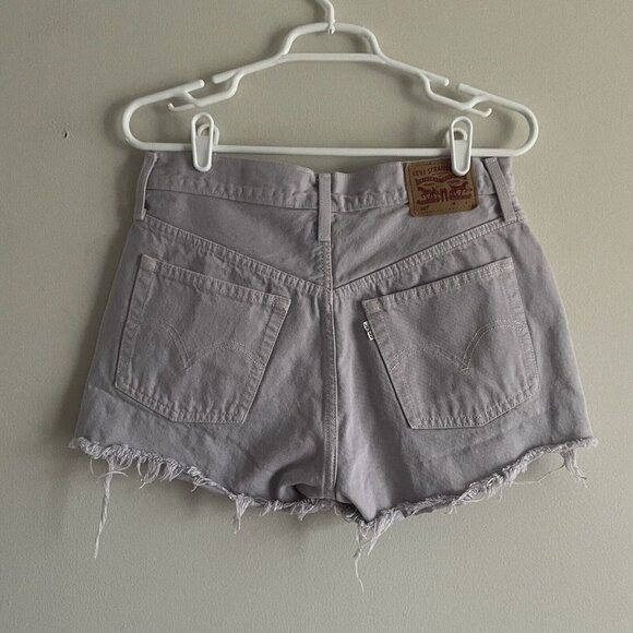 Levis Women 28 Brushed Lilac Denim Button Fly High Rise Cutoff 501 Jean Shorts - Picture 6 of 10